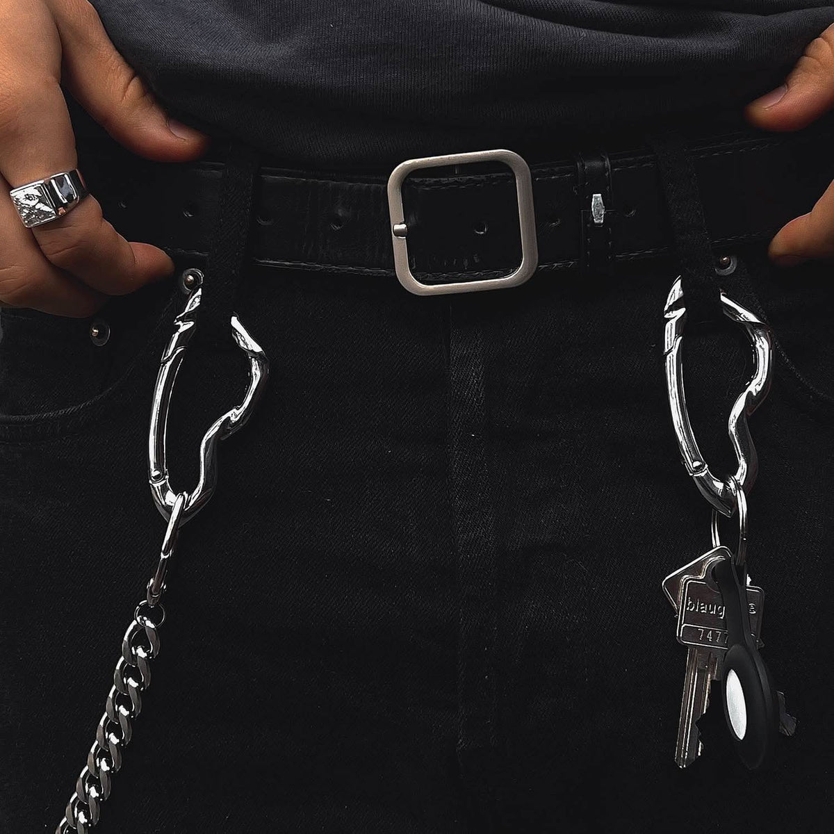 carabiner02_69816ce6-9e04-4f8d