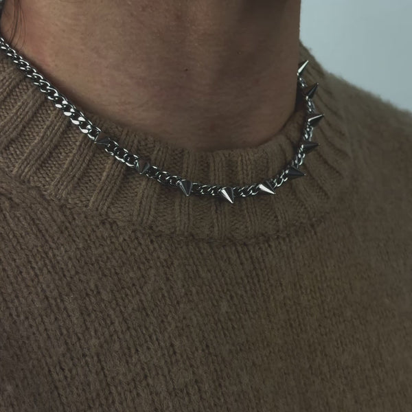 Spike chokers